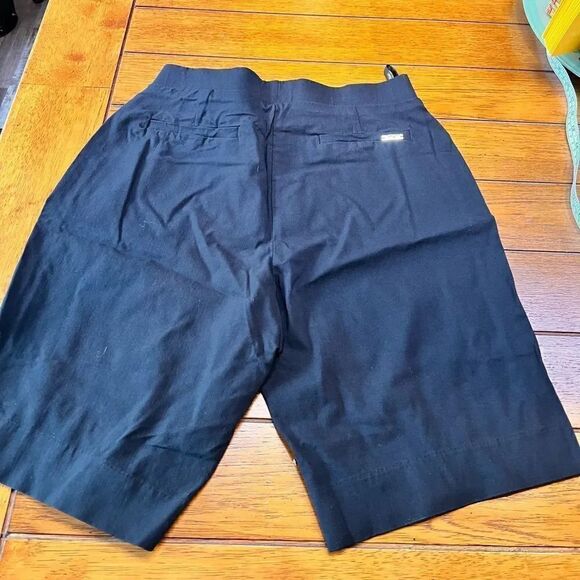 EUC Black Calv Klein Stretch Shorts Size Small #SUM14 - Picture 2 of 4